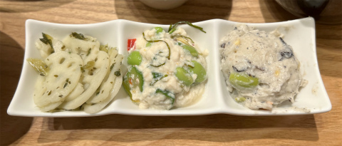 千葉県柏市若柴にあるカフェと食堂の「宇治甘味とおばんざい御膳 祇園茶寮×タニタカフェ ららぽーと柏の葉店」京都のおばんざい3種