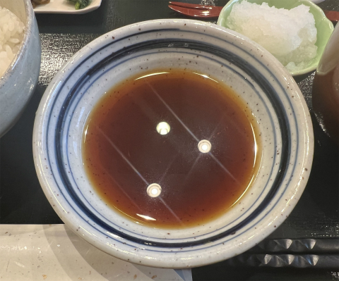 東京都町田市成瀬が丘1丁目にある「てんぷら加藤」てんぷら膳の天つゆ