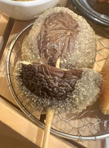 >茨城県筑西市乙にある串揚げのお店「串揚げ三選」おまかせ16本盛り
