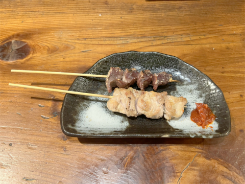 東京都荒川区西日暮里5丁目にある居酒屋、焼鳥、やきとんの「やきとん 居酒屋 のりまる」