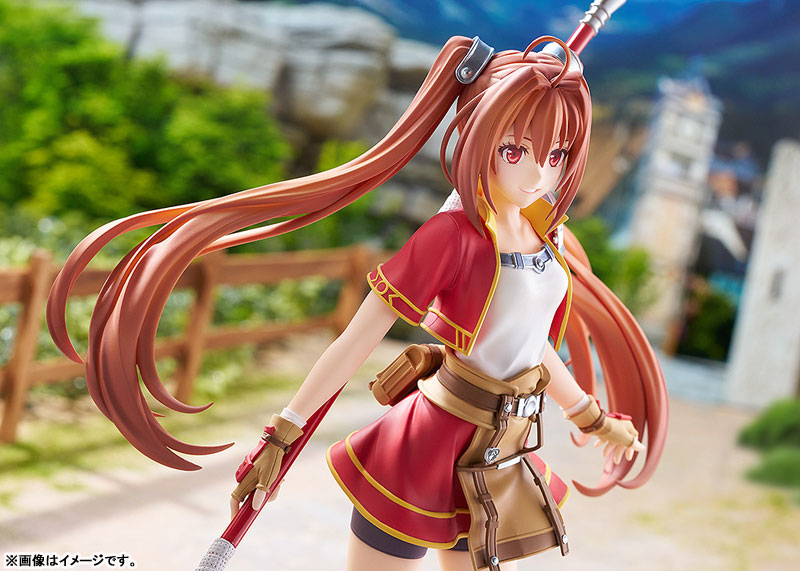 エステル・ブライト完成品フィギュア　画像３