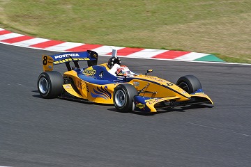 20130413_135317_nikon_1_j1