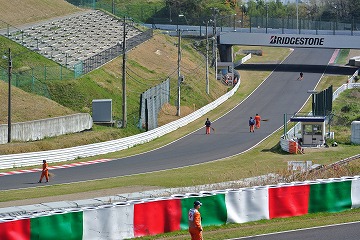 20130413_142147_nikon_1_j1