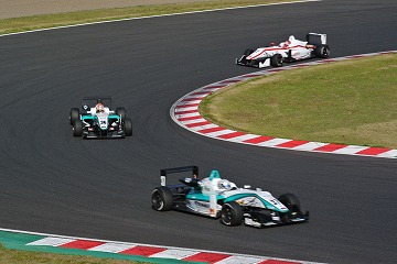 20130413_153323_nikon_1_j1