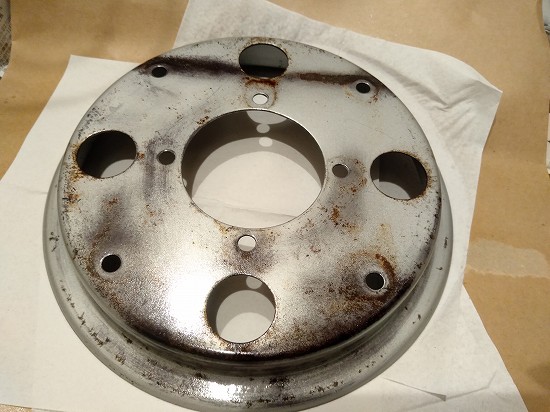 モンキー Z50J タイヤ交換：純正合わせホイールを磨く・錆転換