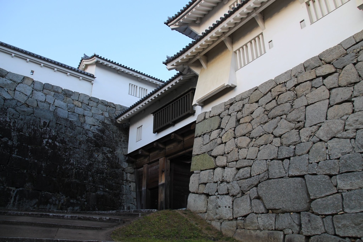 f:id:moritotora:20211212085944j:plain