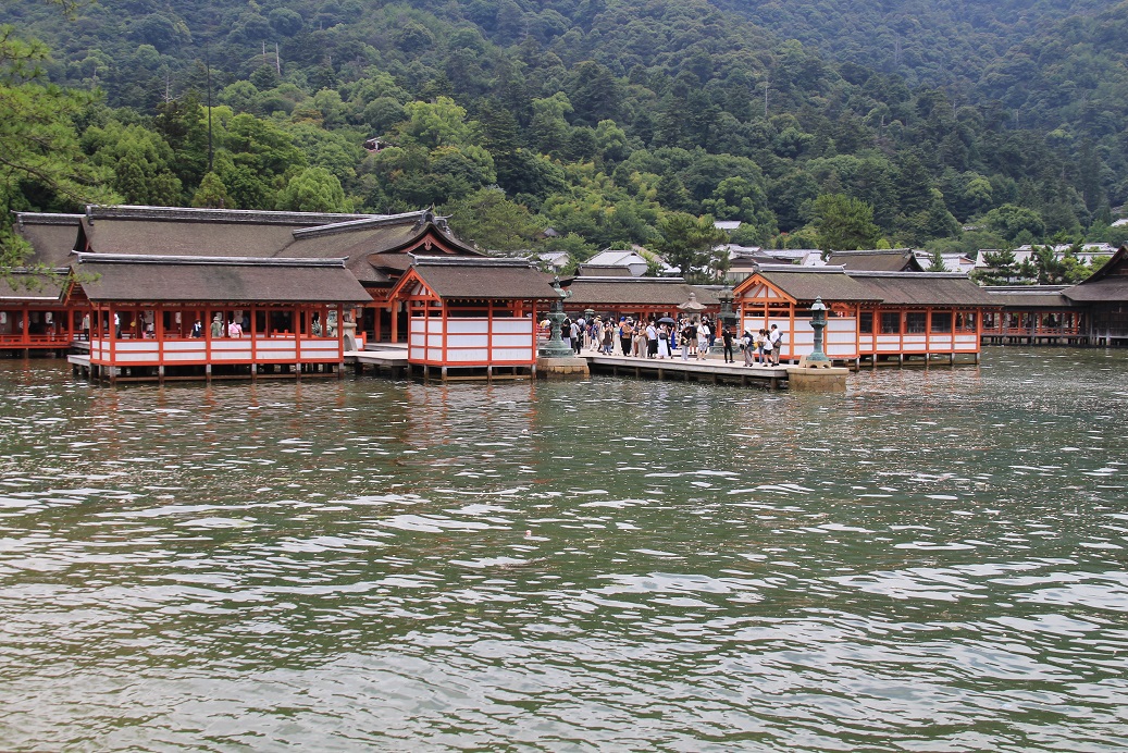 我が家の修学旅行！2泊3日で広島を観光。（その4：朝の平和記念公園
