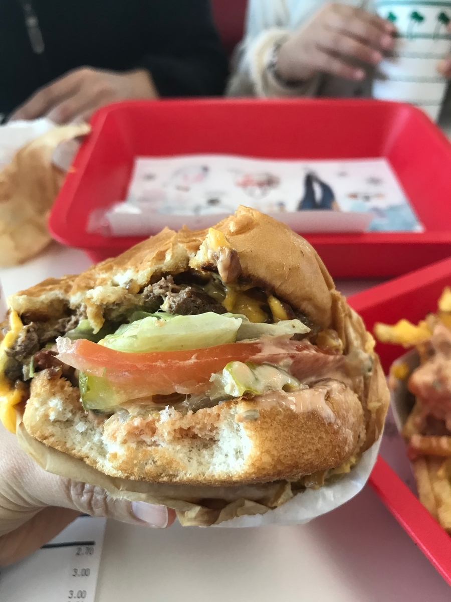 チーズバーガー