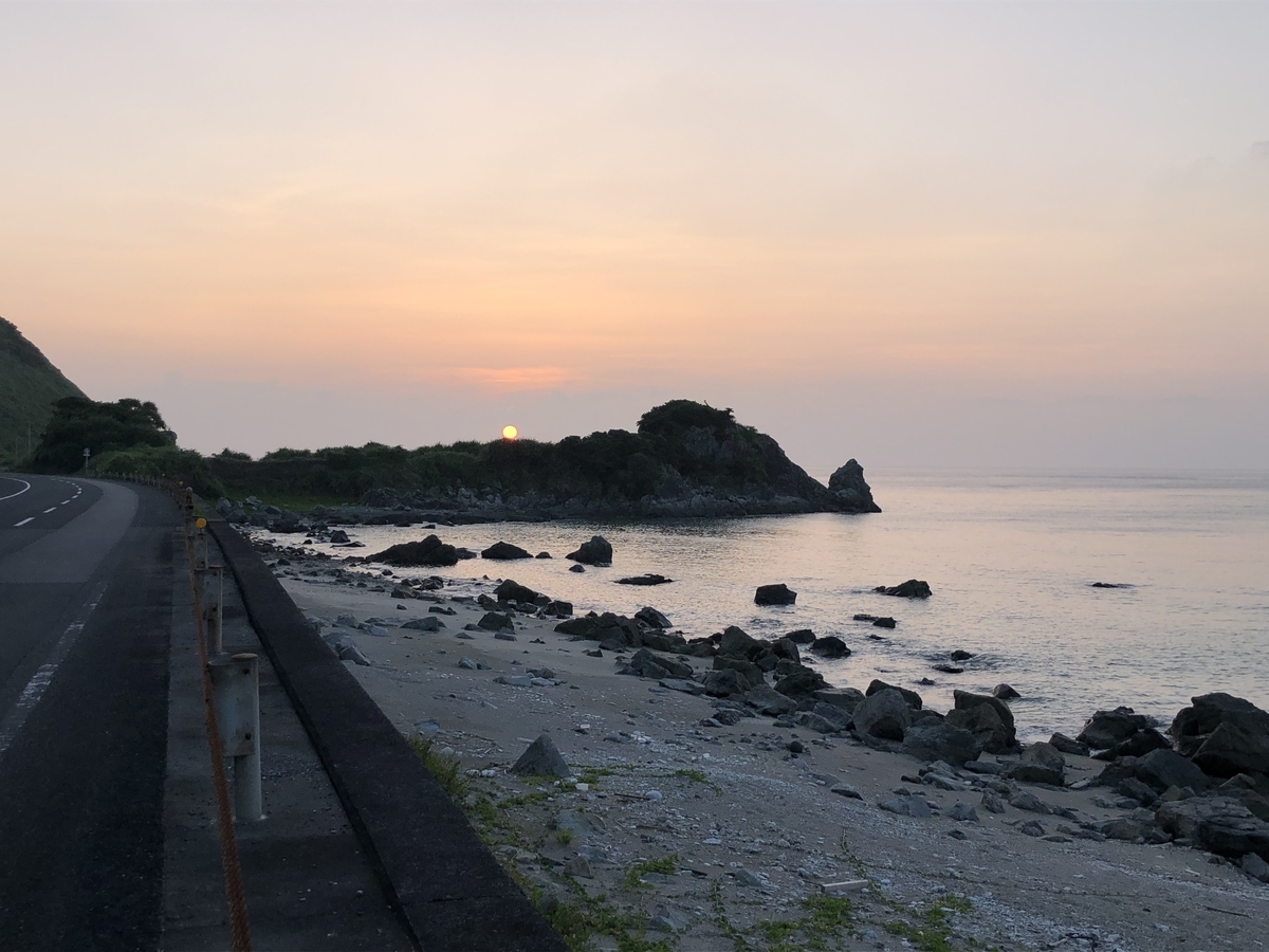 沈む夕日