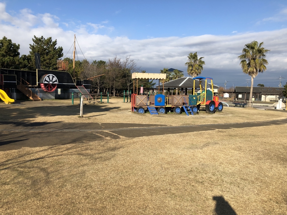 公園の遊具