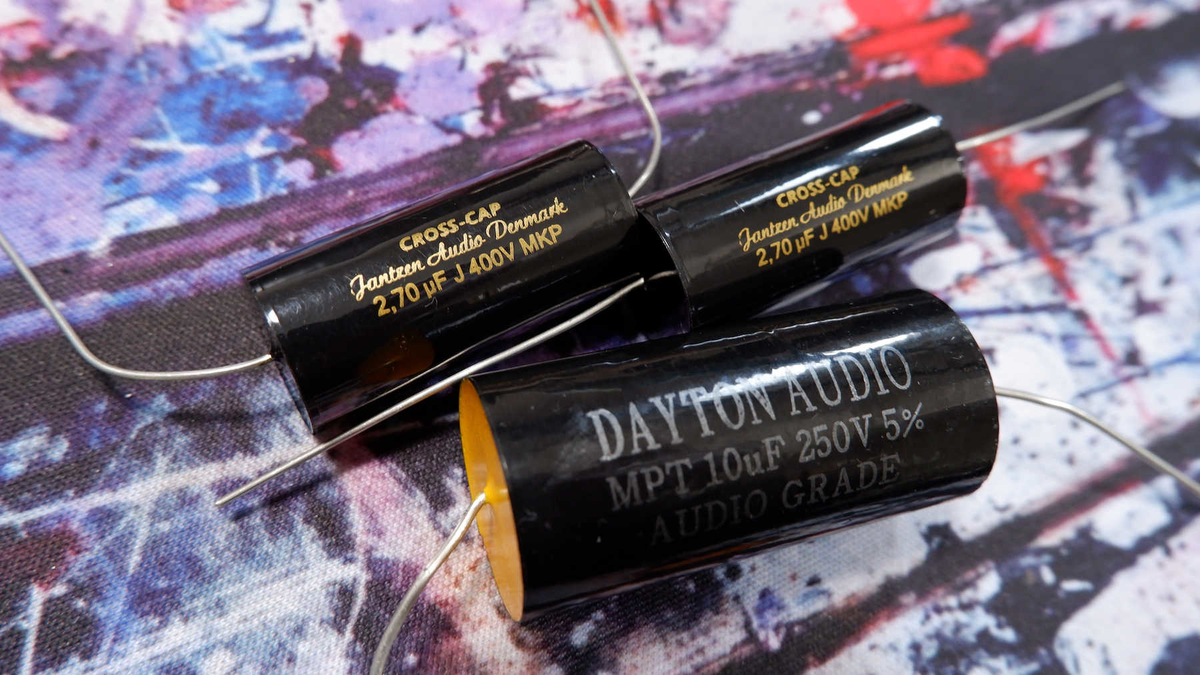 YAMAHA NS-10MX のコンデンサーを交換してみる - いつか消える文章