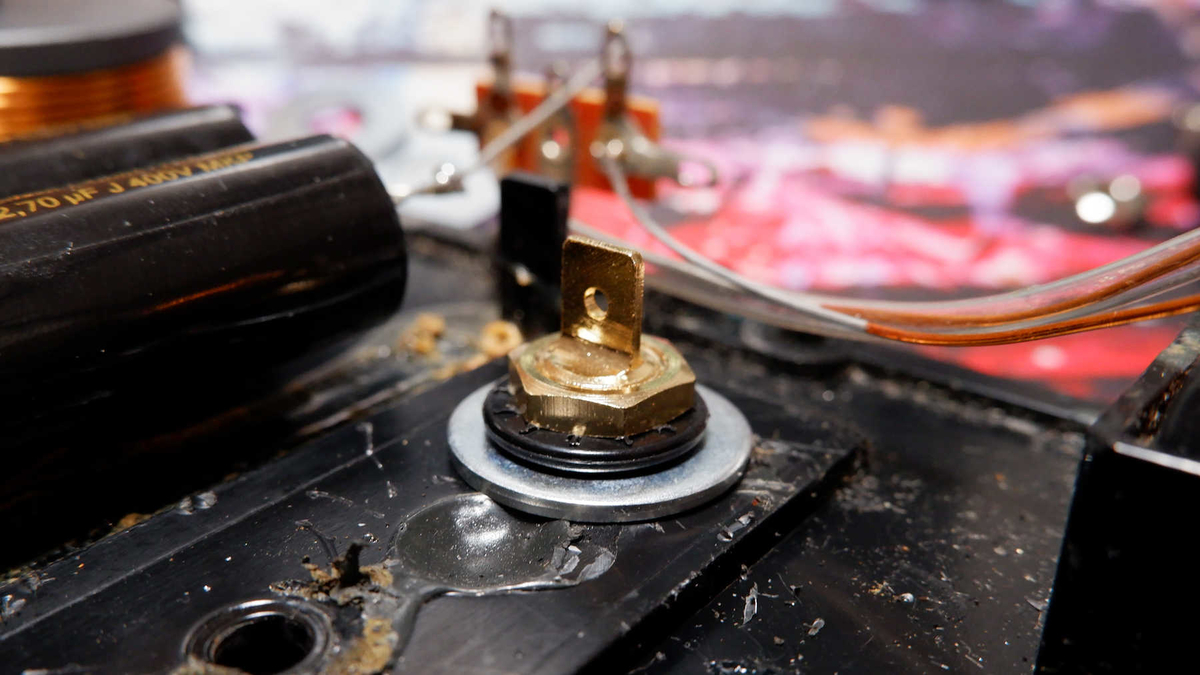 YAMAHA NS-10MX のコンデンサーを交換してみる - いつか消える文章