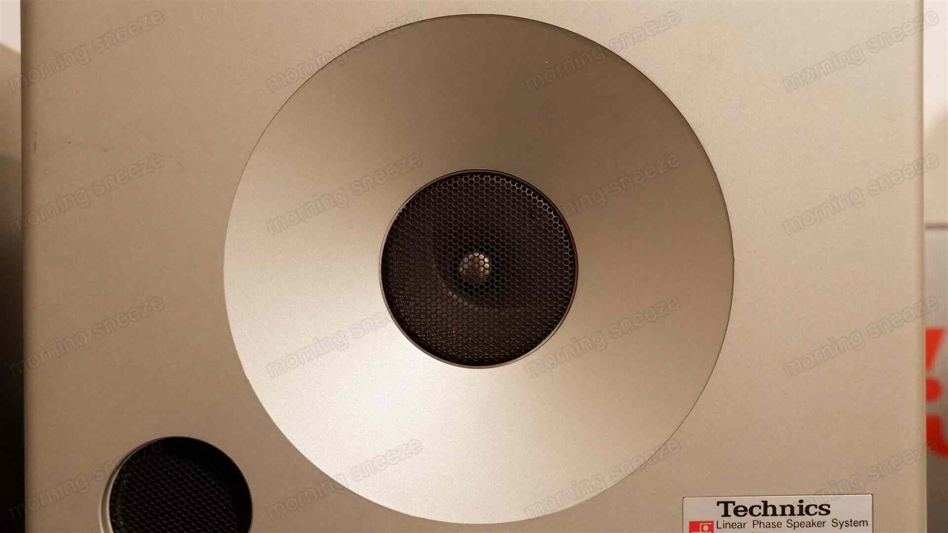 Technics スピーカー レトロ　シルバー SB-F071 Technics SB-F071 をメンテナンスする - いつか消える文章