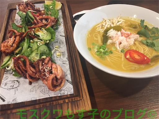 ベアフットドリームス ディズニーコラボ ドッグウェア ミッキーマウスドッグセーター Mouse 犬の洋服 Barefoot Pet Dreams Classic Disney Mickey Mouse Pet Sweater Dnpcc1065 あす楽対応 関東 海外ブランドセレクト Oc