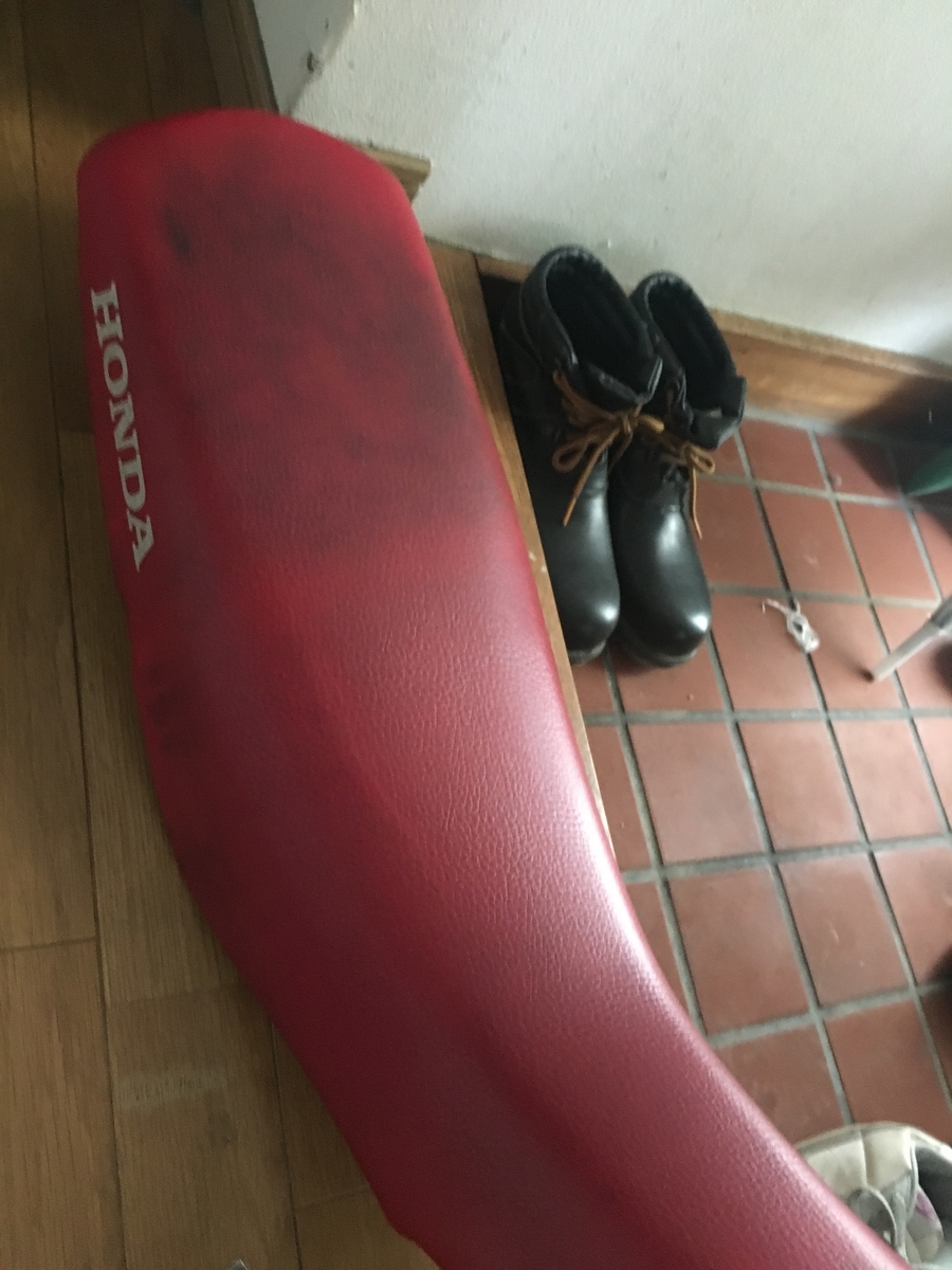 MD38 CRF250M 純正シート