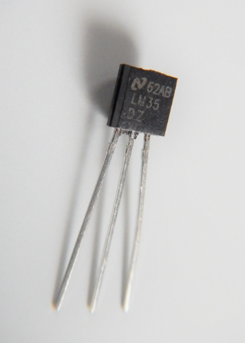 電子工作初心者がiot挑戦 温度センサーlm35dz Motogp Fan 電子工作初心者がiot挑戦 温度センサーlm35dz Motogp Fan