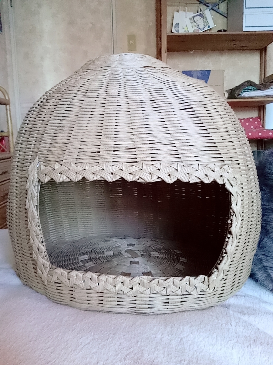 エコクラフトで猫ちぐら 猫つぐら っぽいものの作り方 働くのが嫌いだった独身女の42歳から44歳までの記録