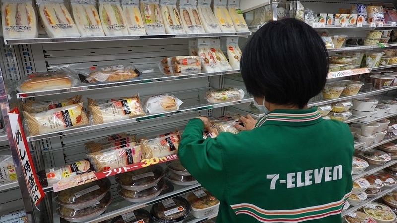 コンビニ「雇われ店長」の何とも報われない実態 | コンビニ