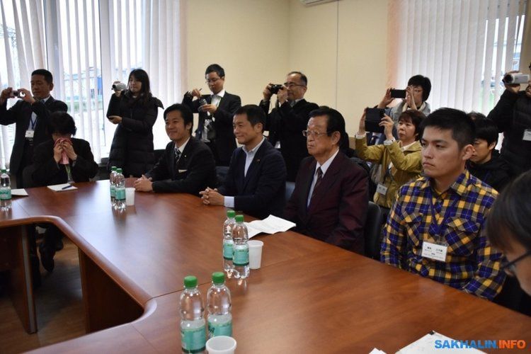 f:id:moto-tomin2sei:20190518065649j:plain f:id:moto-tomin2sei:20190518065649j:plain