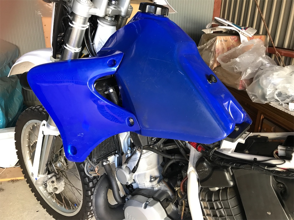 ポリタンク移植プロジェクト開始 - moto4とバイクライフ ポリタンク移植プロジェクト開始 - moto4とバイクライフ