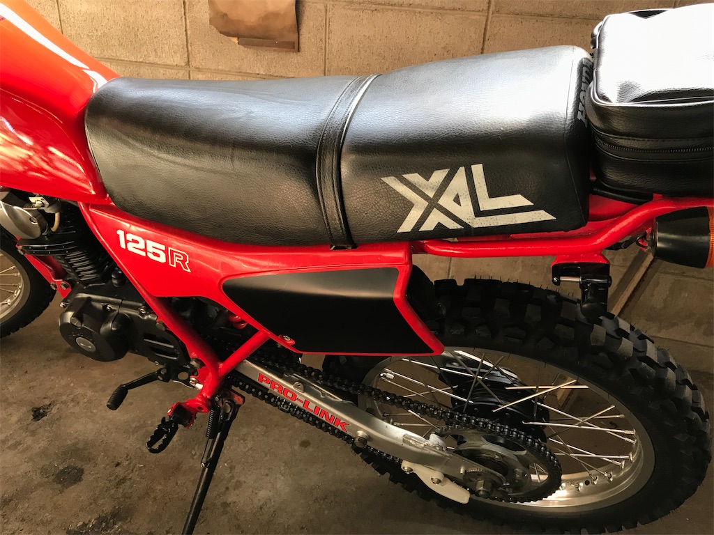 XLのシートを新しく - moto4とバイクライフ