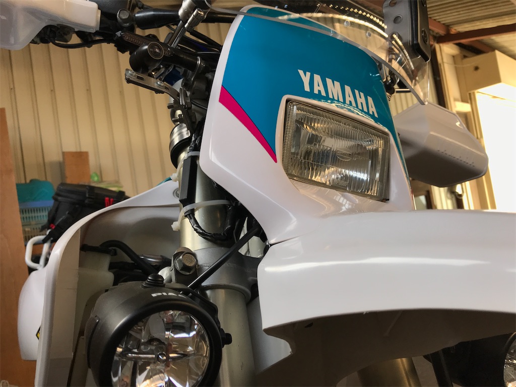 ライト光量アップとスタンド角度 - moto4とバイクライフ