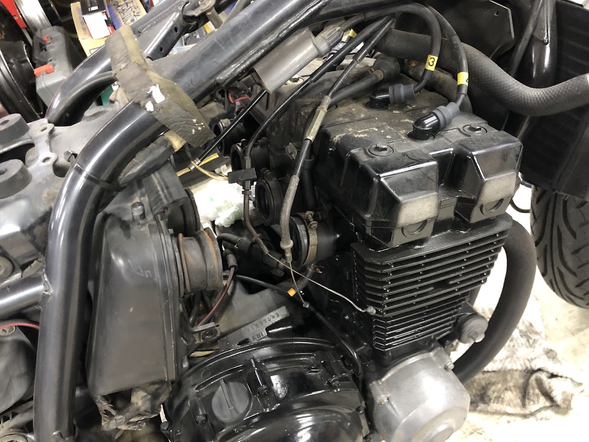 カワサキzrx400 エンジン　ふーが変更後 zrx400Ⅱ 実働エンジン カワサキzrx400 エンジン ふーが変更後