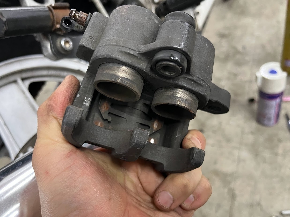 CBR400F (Rブレーキ廻り②) - moto shop TG's diary