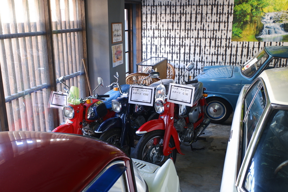 ライダースカフェ クロスバイク 製品紹介 - THIRDBIKES