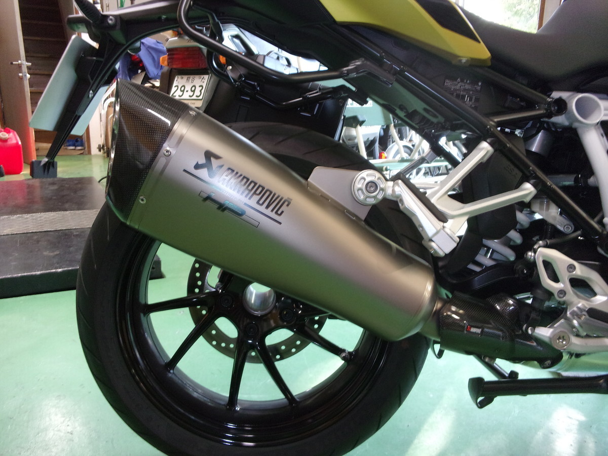BMW R1250RS ノーマルマフラー BMW R1250RS ノーマルマフラー オリジナル