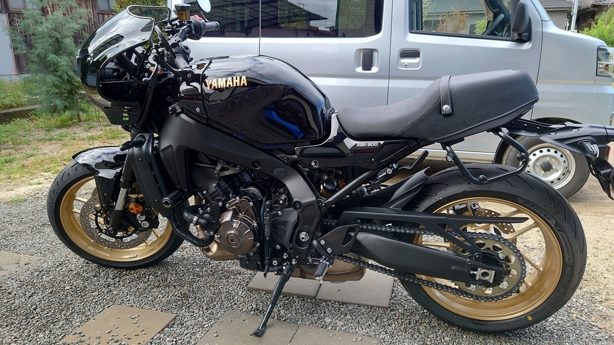 XSR900 サイドバッグ - バッテン堂 ～XSR900との日々～