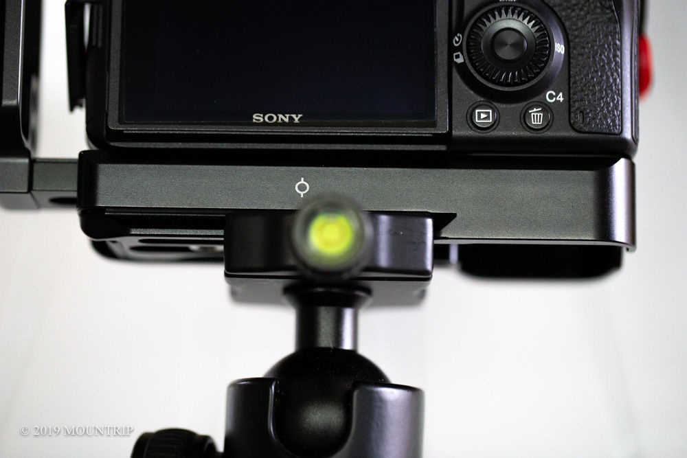 レビュー】SmallRig α7Ⅲ用L型ブラケットでカメラ生活が快適になった話