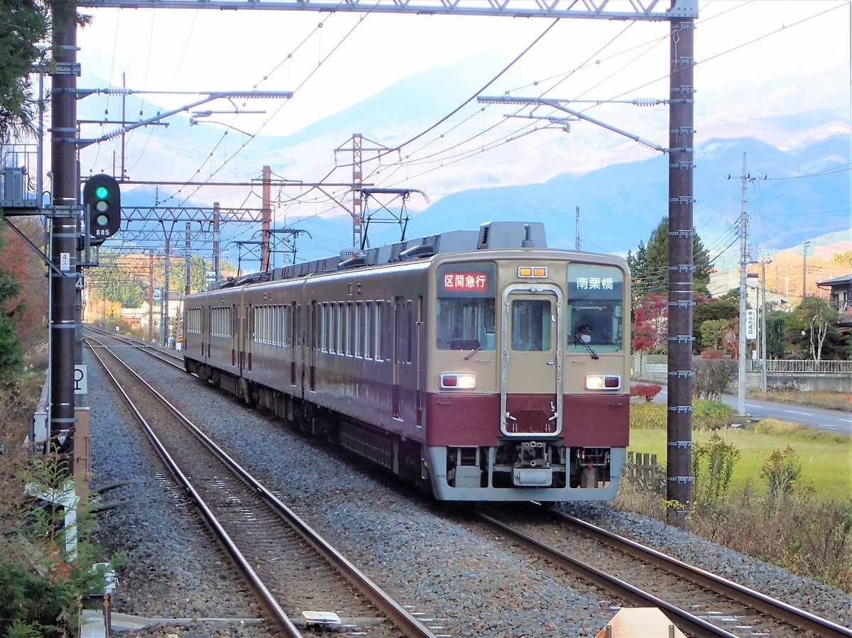 秋の風景「6050系」 - 東武鉄道趣味