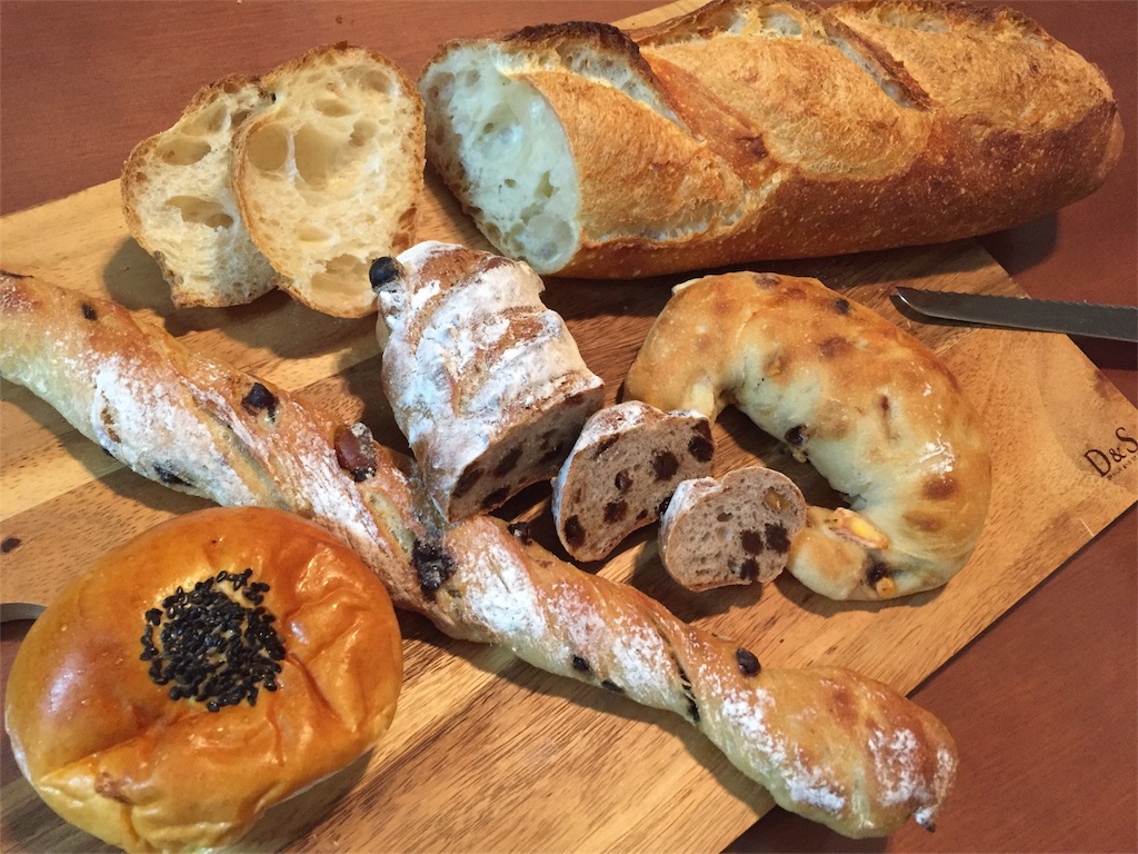 パンのこと 北摂で大人気のパン屋さん サニーサイドsunnyside 高槻岡本店でバゲットなどを買いました やさしい暮らし 自然な暮らし