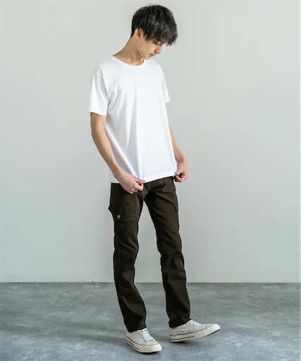 Hanes ヘインズジャパンフィットの白tシャツは一枚で着ると透ける 結論 透ける あざとボーイブログ