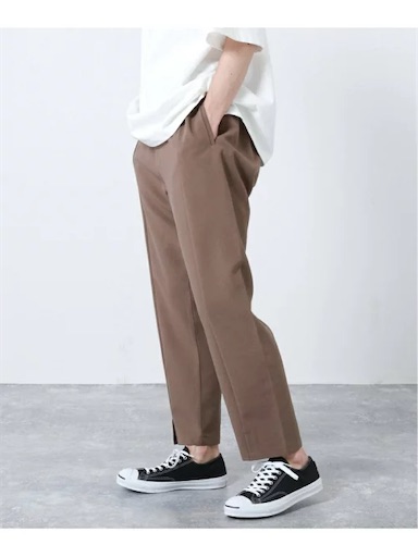 合わせやすいパンツの色は 結論 ブラウン ３つの理由をご紹介 メンズ あざとボーイブログ