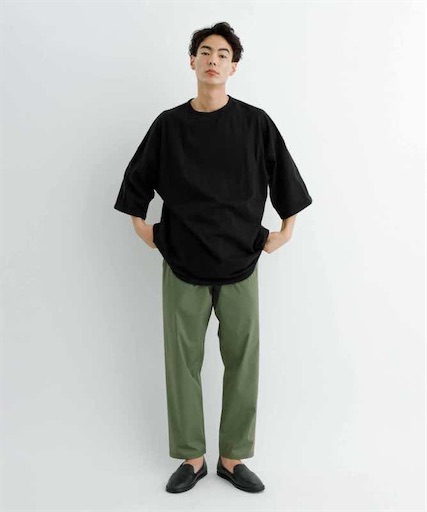２０２２春夏 最新 おしゃれ半袖黒tシャツコーデおすすめ７選 メンズ あざとボーイブログ
