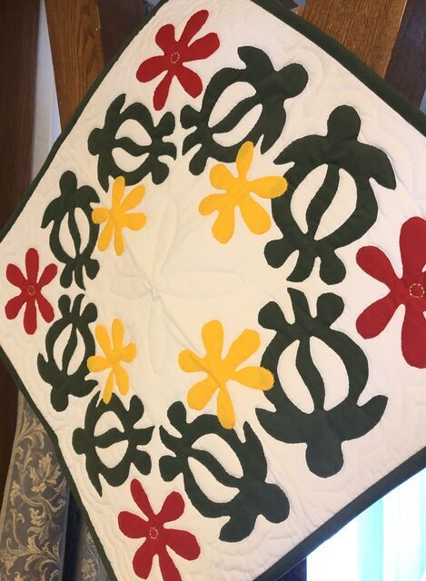 キャシーズ☆ハワイアンキルト☆タペストリー☆出来上がり品☆クリスマス キャシーズ☆ハワイアンキルト☆タペストリー☆出来上がり品☆クリスマス