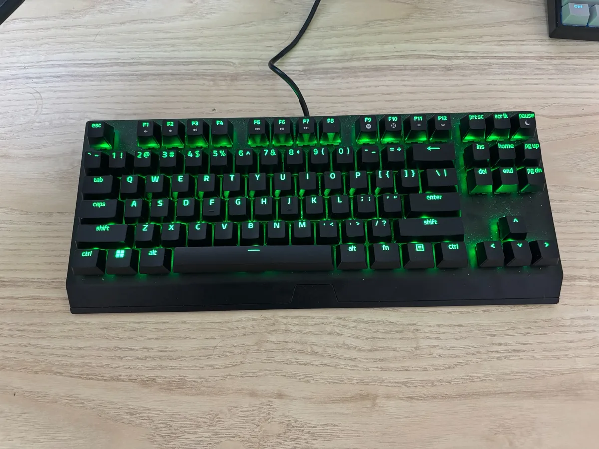 Razer BlackWidow X Tenkeylessレビュー｜ハードオフの3,300円ジャンク