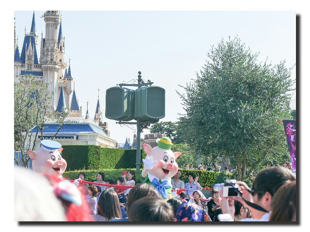 ディズニーに単焦点レンズ一本で挑んでみた ハピネス イズ ヒア編 ブックとノートとメモと