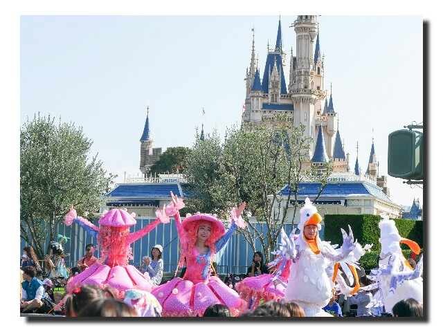 ディズニーに単焦点レンズ一本で挑んでみた ハピネス イズ ヒア編 ブックとノートとメモと