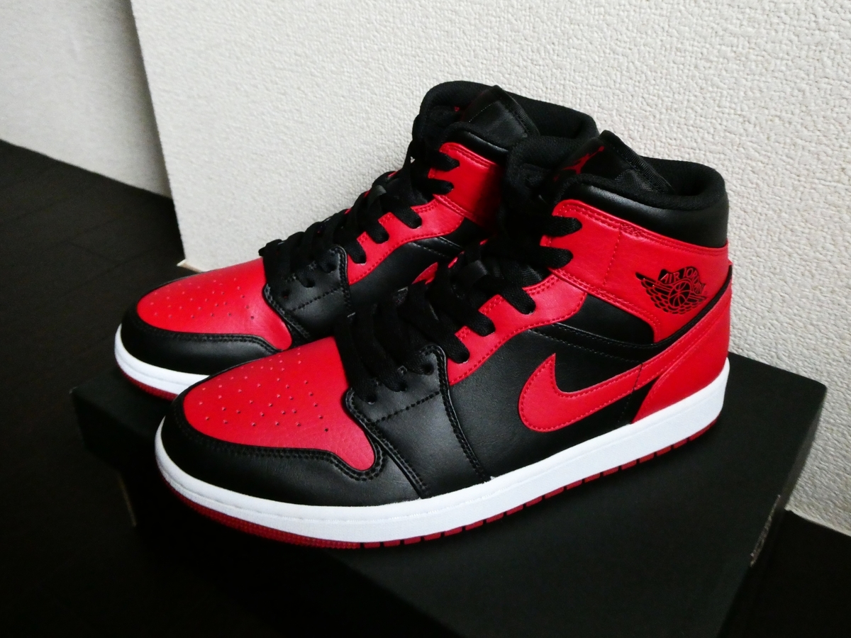 Jordan スポーツシューズ 黒/赤 Air Jordan 赤黒 ハイカットスニーカー