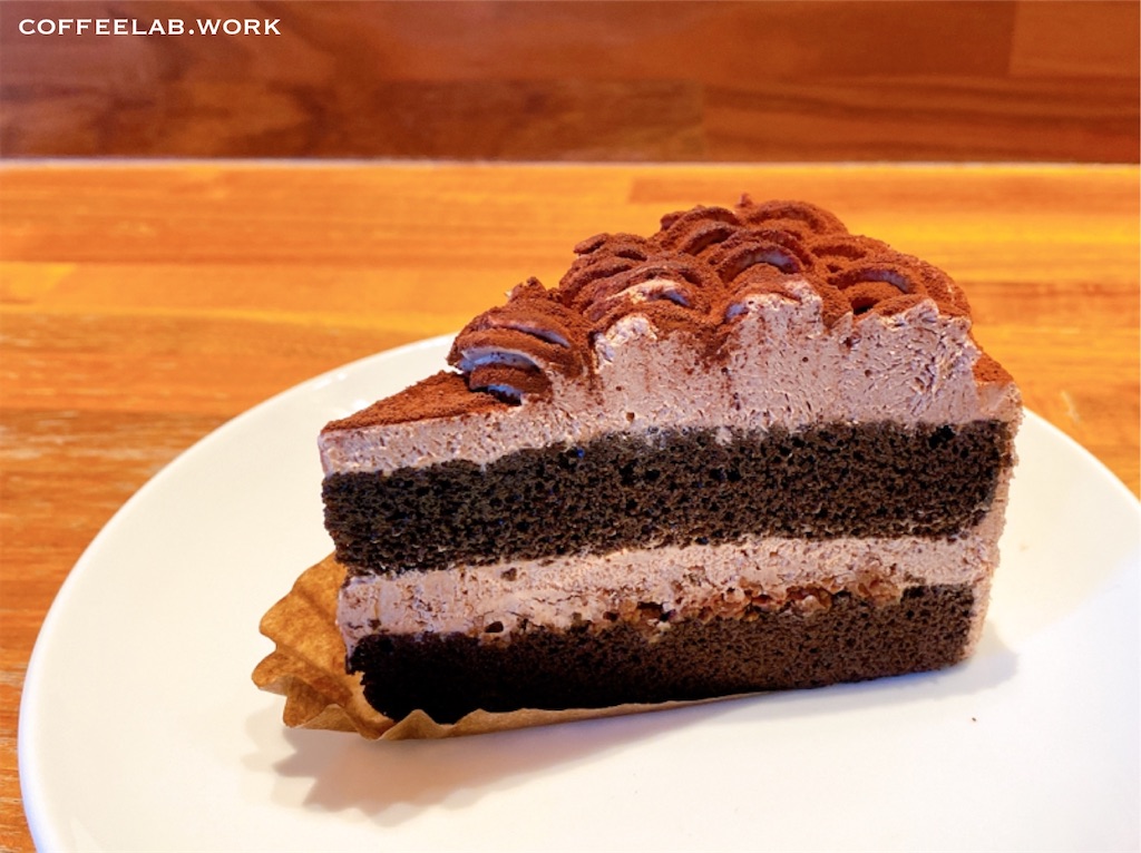 スタバのチョコonチョコケーキとアーモンドミルクラテのペアリングはいかに 旅するエスプレッソ スタバのチョコonチョコケーキとアーモンドミルクラテのペアリングはいかに 旅するエスプレッソ