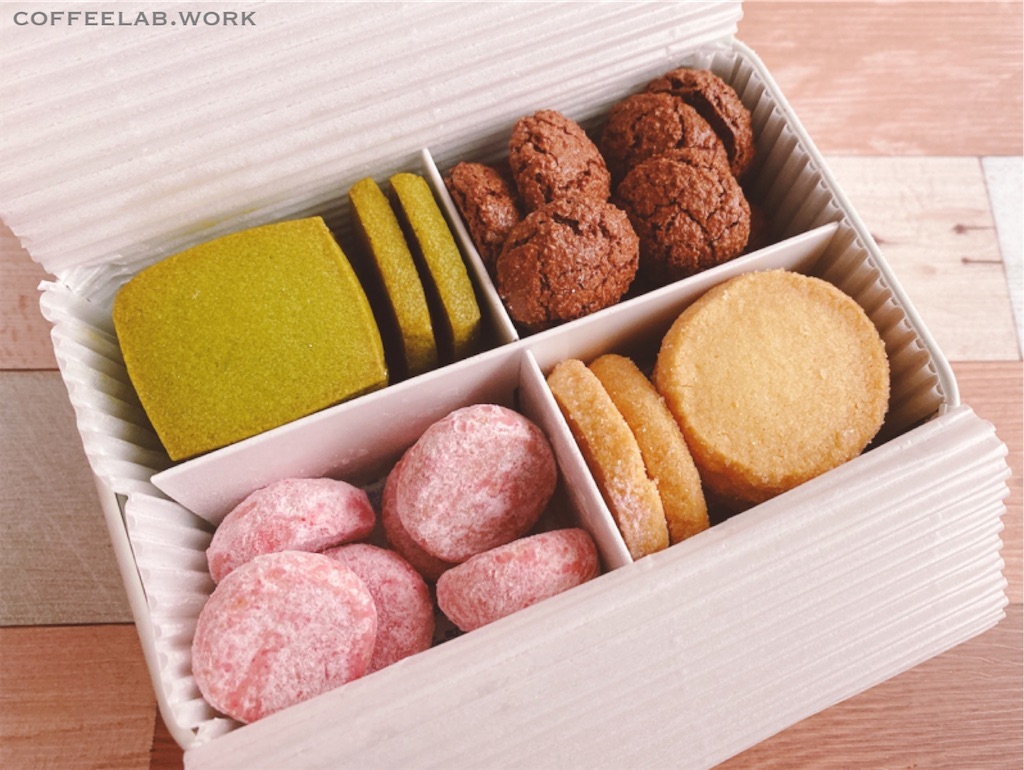 Starbucks - スタバ クッキー缶 Starbucks - スタバ 2種のボールクッキー缶の通販 by いー's