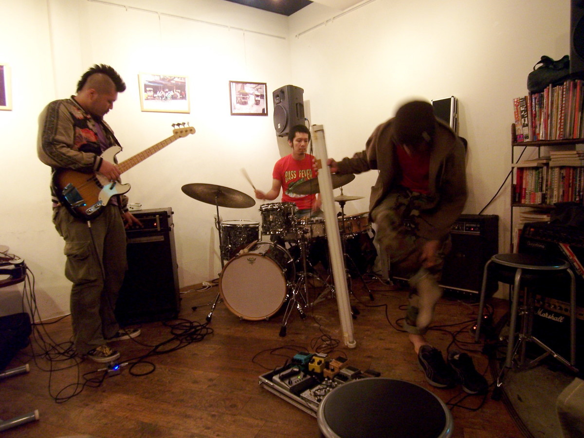 f:id:mrmt:20081011200336j:plain f:id:mrmt:20081011200336j:plain