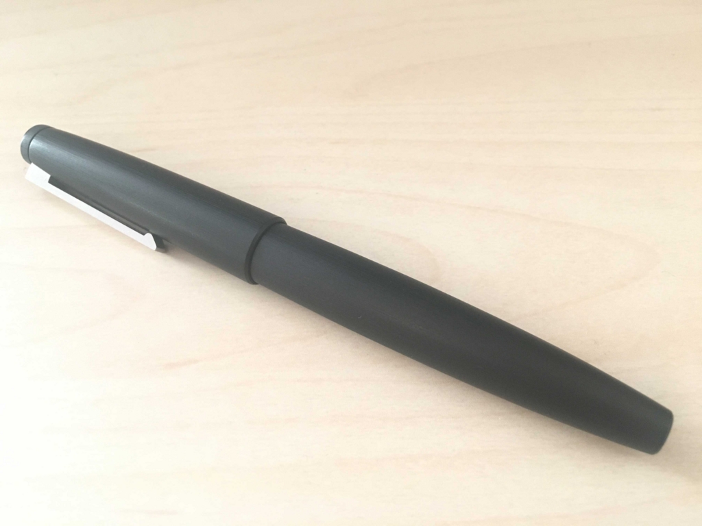 LAMY 2000 ~ シンプルな万年筆の完成系 - マルルのブログ