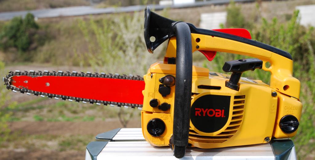 RYOBI ES2500V オイルが出ない - ms273747の日記