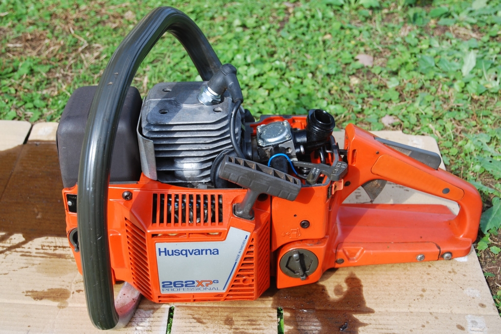 ハスクバーナ　262xp チェーンソー　超美品 ハスクバーナチェンソー262XP！ | 町のチェンソー屋
