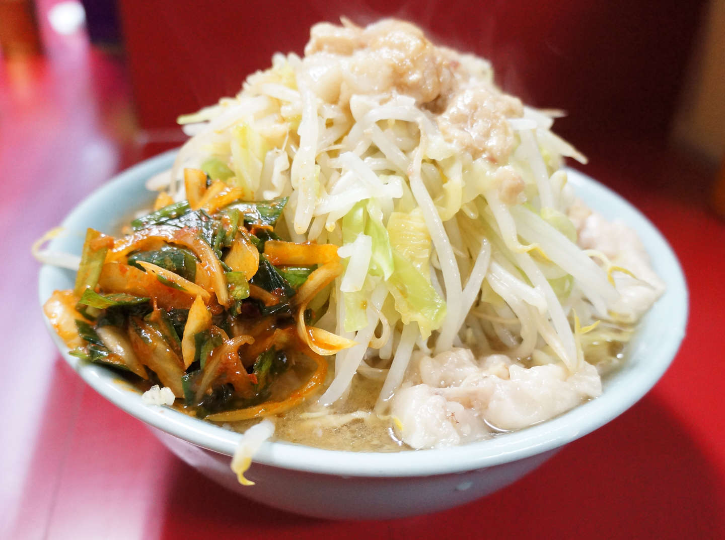 ラーメン二郎 中山駅前店 - 中山オリジナルトッピング「ピリ辛にらだれ