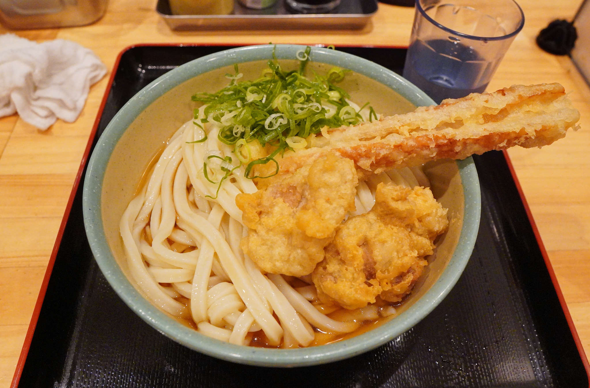 おにやんま 渋谷パルコ店 - 初訪問。冷とりちくわ天ぶっかけうどん